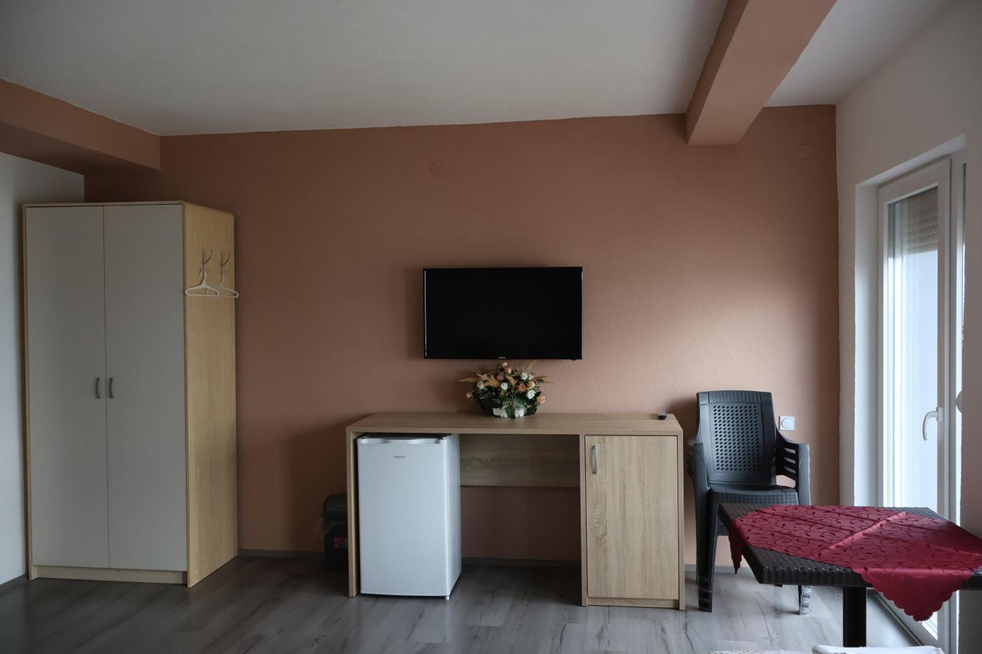 Ajkoski Apartments Peštani Esterno foto